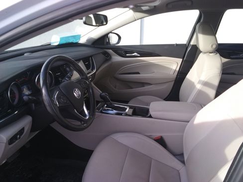 Used 2018 Buick Regal Essence w/ Driver Confidence Package #1 image 13