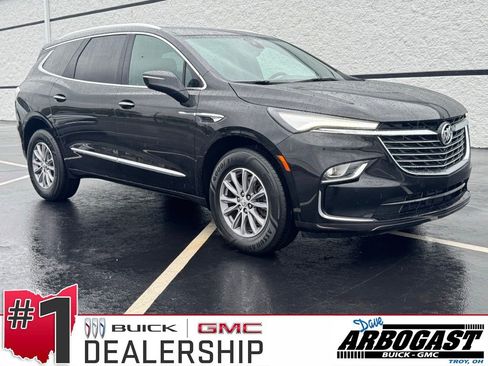 Used 2024 Buick Enclave Premium FWD image 1