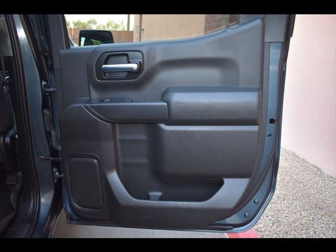 Used 2020 Chevrolet Silverado 1500 Custom Trail Boss image 31