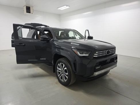 New 2026 Toyota 4Runner Limited AWD/4WD image 8