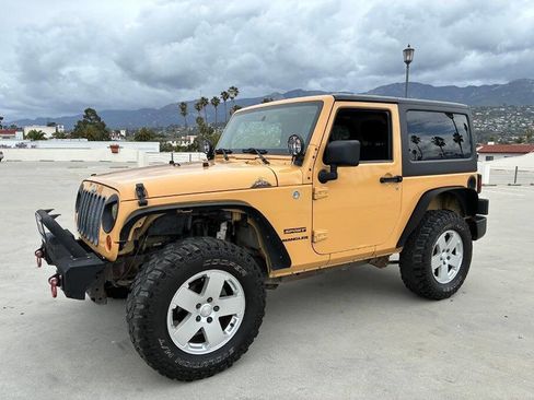 Used 2013 Jeep Wrangler Sport AWD/4WD image 2