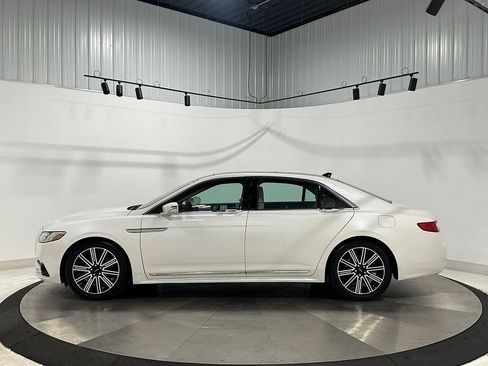 Used 2018 Lincoln Continental Reserve w/ Continental Climate Package AWD/4WD image 14