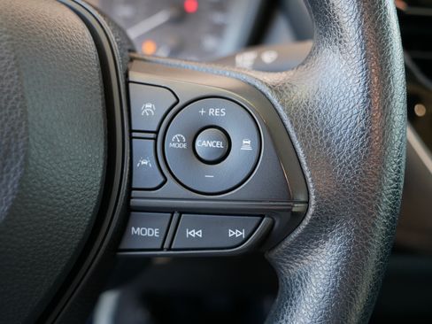 Used 2024 Toyota Corolla LE image 29