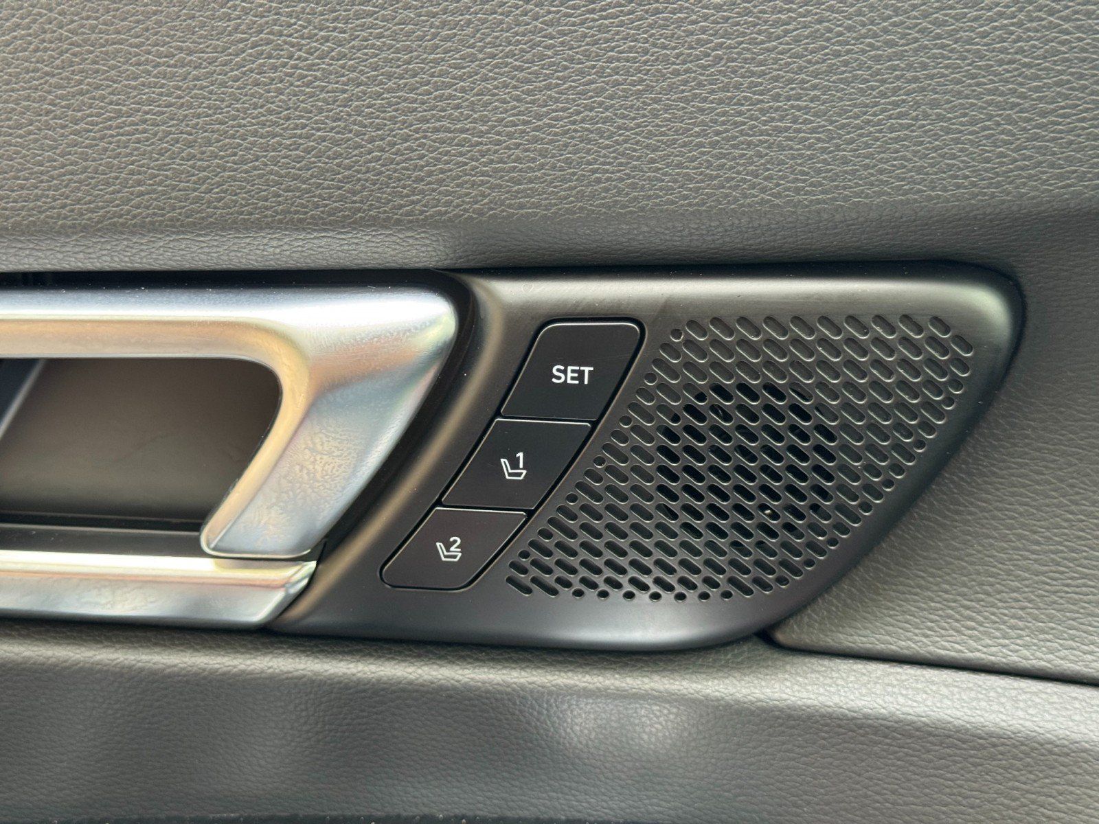 Used 2024 Kia Telluride SX AWD/4WD image 18