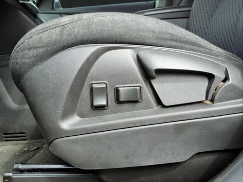 Used 2012 GMC Terrain SLE w/ LPO, Chrome Package FWD image 17