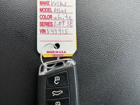 Used 2021 Volkswagen Atlas SE image 50