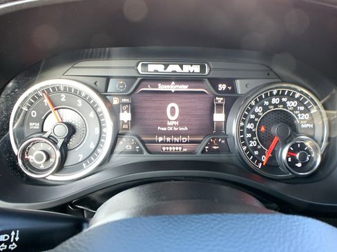 Used 2023 RAM 1500 Laramie image 15