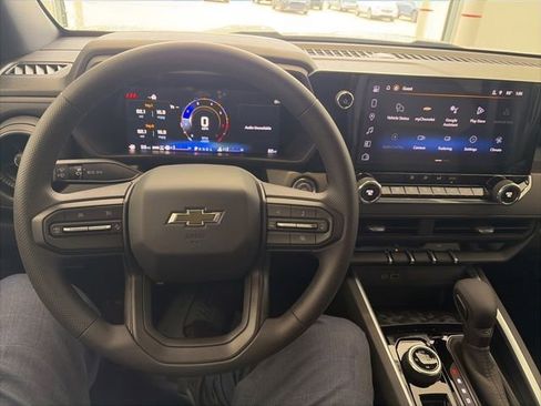New 2026 Chevrolet Colorado Trail Boss AWD/4WD image 14