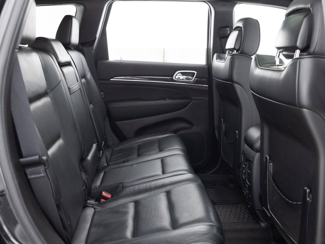 Used 2015 Jeep Grand Cherokee High Altitude AWD/4WD image 29