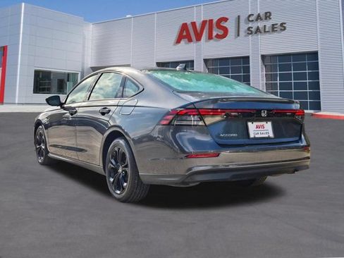 Used 2025 Honda Accord SE image 10