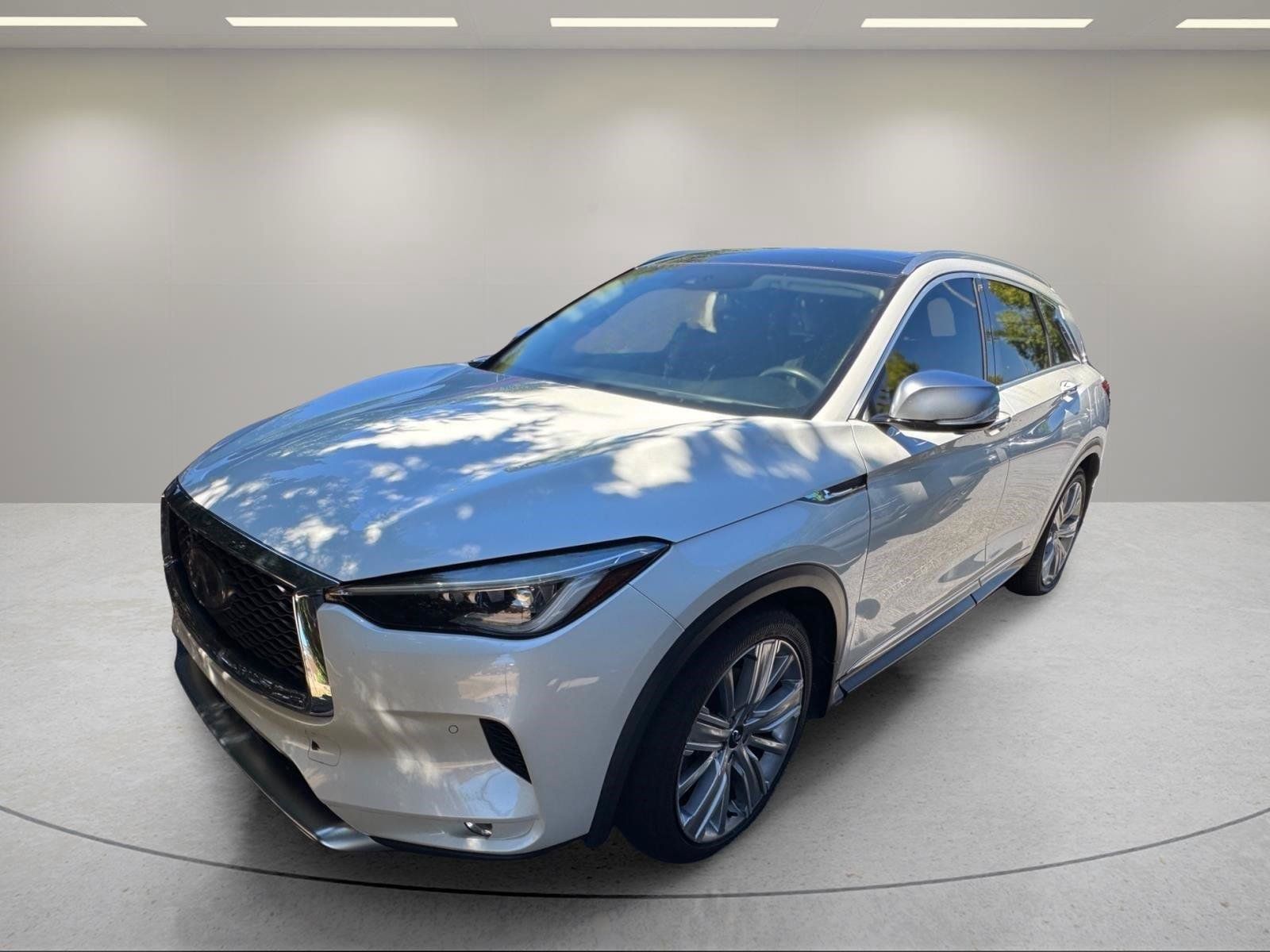 Used 2021 INFINITI QX50 Sensory w/ Accent Package FWD image 1