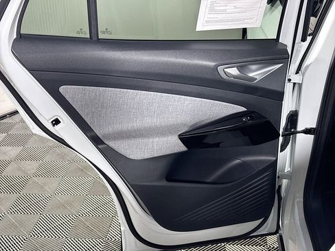 Certified 2023 Volkswagen ID.4 Standard image 19