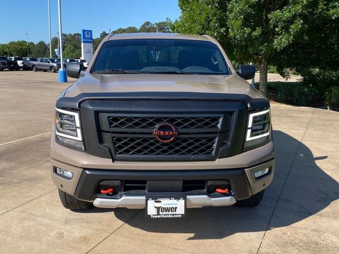 Used 2023 Nissan Titan PRO-4X w/ Pro-4x Utility Package AWD/4WD image 2