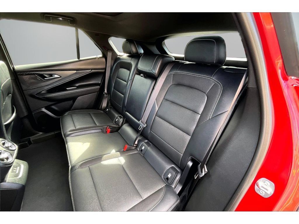 Used 2024 Chevrolet Blazer EV LT AWD/4WD image 19