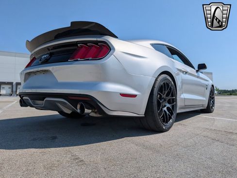 Used 2015 Ford Mustang GT Premium w/ Equipment Group 401A image 6