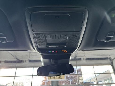 New 2026 Chevrolet Traverse LT image 23