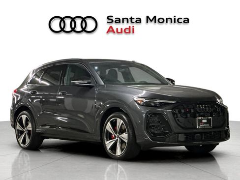 New 2026 Audi SQ5 Premium Plus AWD/4WD image 9