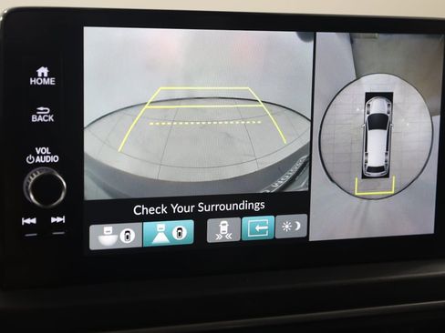 Used 2023 Honda Pilot Elite image 10