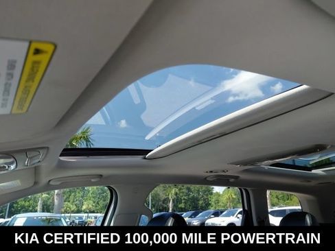 Certified 2025 Kia Telluride SX w/ SX Captain's Chair Package AWD/4WD image 25