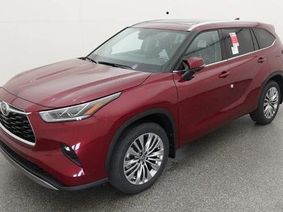 New 2026 Toyota Highlander Platinum
