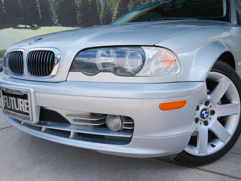 Used 2002 BMW 325Ci Coupe RWD image 9
