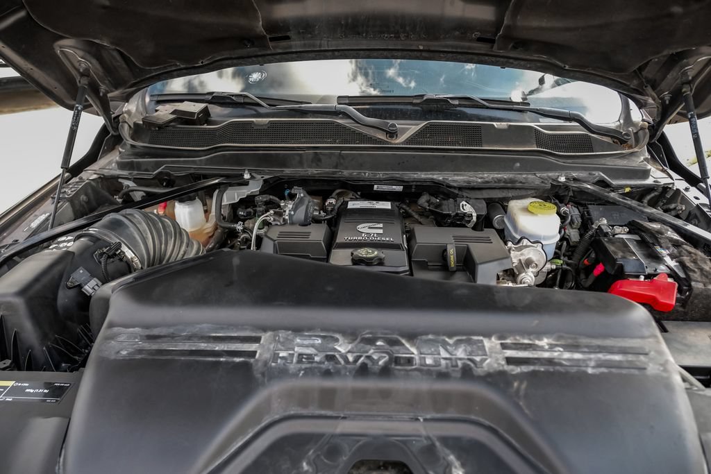 Used 2024 RAM 3500 Laramie w/ Night Edition AWD/4WD image 40