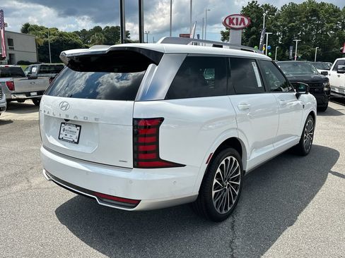 Used 2026 Hyundai Palisade Calligraphy AWD/4WD image 7