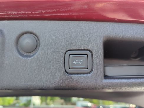 Certified 2024 Chevrolet Equinox RS AWD/4WD image 20