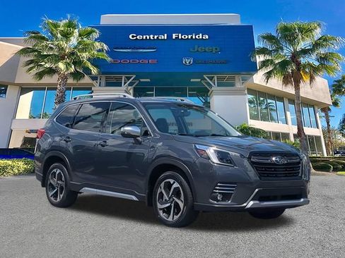 Used 2022 Subaru Forester Touring w/ Popular Package #3 AWD/4WD image 2