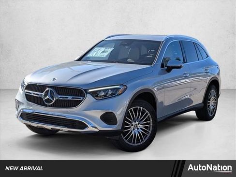 Used 2026 Mercedes-Benz GLC 300 image 1