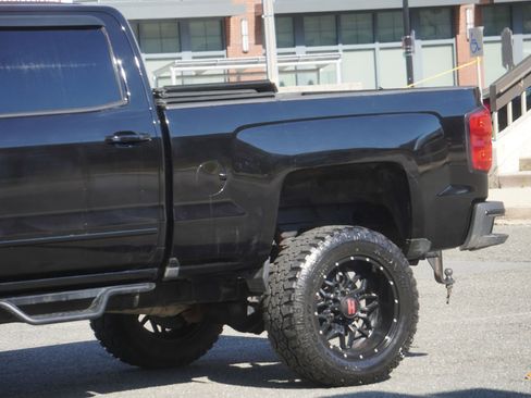 Used 2016 Chevrolet Silverado 2500 LT w/ Midnight Edition AWD/4WD image 13