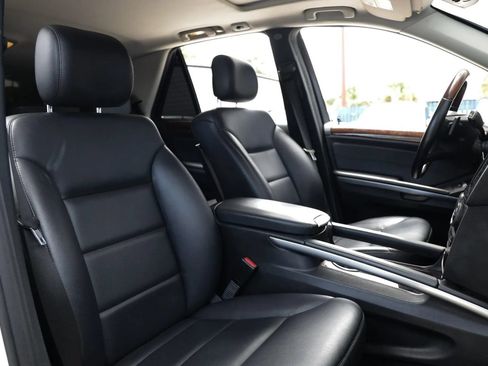 Used 2011 Mercedes-Benz ML 350 4MATIC image 24