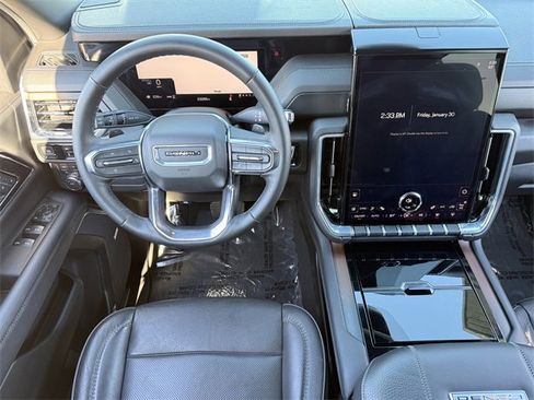 Certified 2025 GMC Yukon Denali image 13