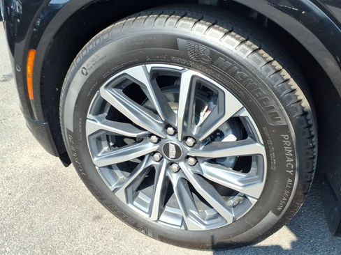 Certified 2024 Cadillac Lyriq Sport w/ LPO, Floor Liner Package AWD/4WD image 9