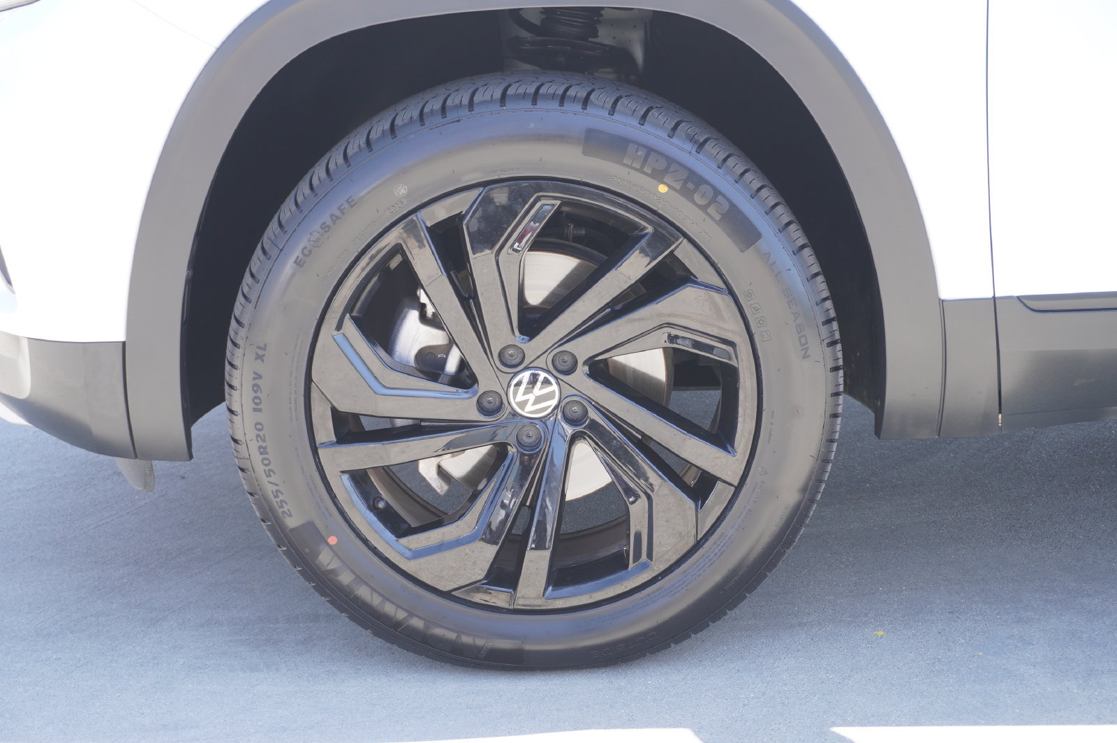 Used 2022 Volkswagen Atlas SE FWD image 24