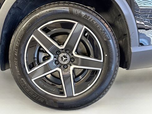 Used 2026 Mercedes-Benz GLC 300 4MATIC image 30