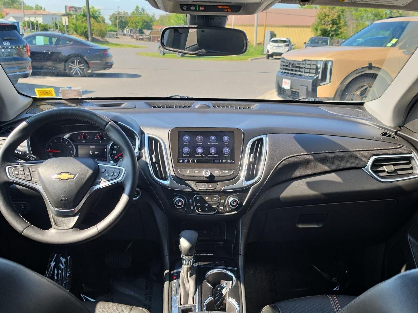 Used 2022 Chevrolet Equinox Premier w/ Redline Edition AWD/4WD image 16