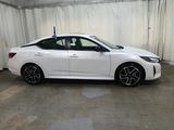 Used 2025 Nissan Sentra SR w/ SR Premium Package image 2