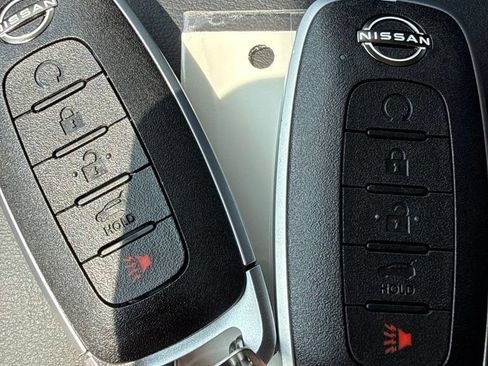 New 2026 Nissan Rogue SV AWD/4WD image 40