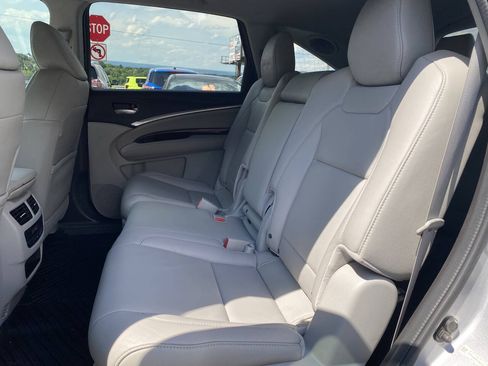 Used 2015 Acura MDX w/ Technology Package AWD/4WD image 15