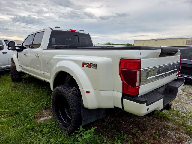 Used 2022 Ford F450 Platinum w/ FX4 Off-Road Package AWD/4WD image 3