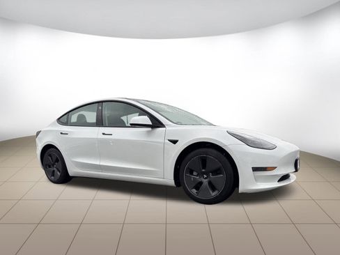 Used 2022 Tesla Model 3 Long Range AWD/4WD image 1