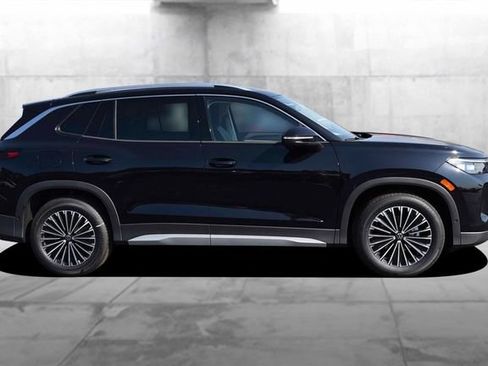 New 2026 Volkswagen Tiguan S FWD image 5