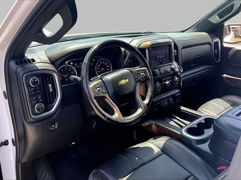 Used 2022 Chevrolet Silverado 1500 High Country AWD/4WD image 18