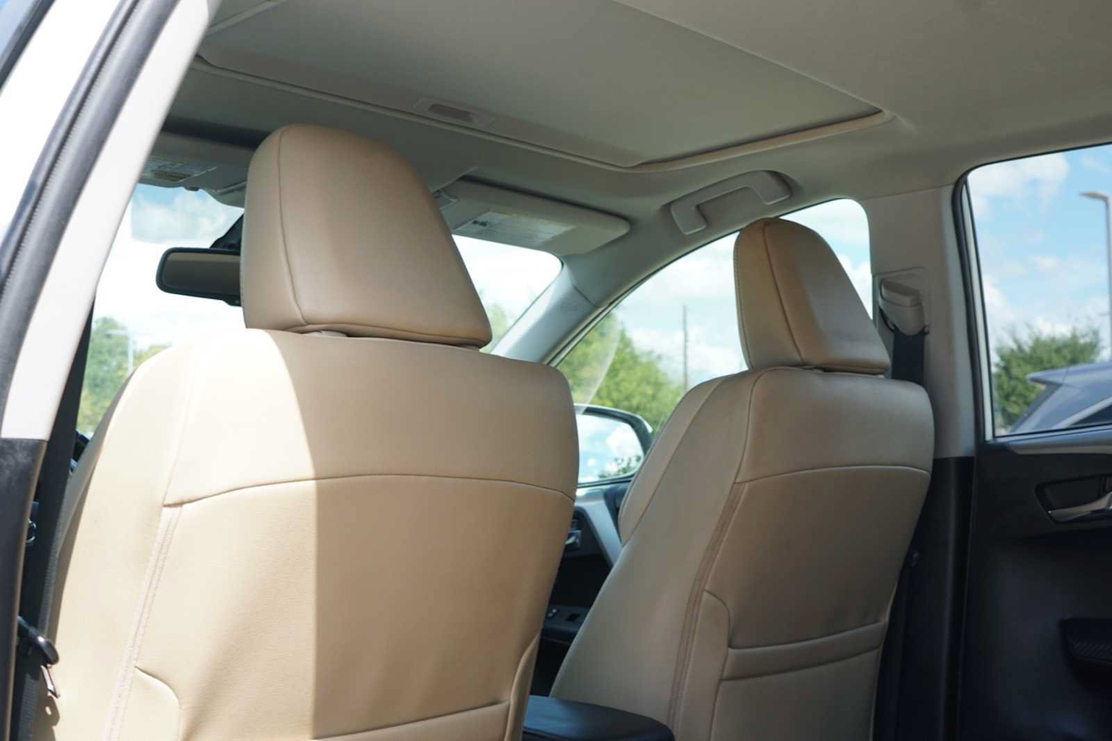 Used 2015 Toyota RAV4 Limited w/ Technology Package FWD image 19
