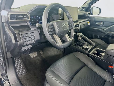 Used 2025 Toyota 4Runner Limited image 9