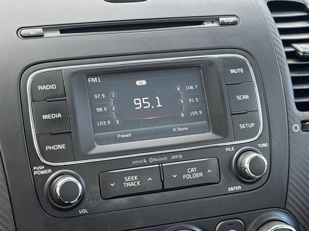 Used 2016 Kia Forte EX FWD image 26
