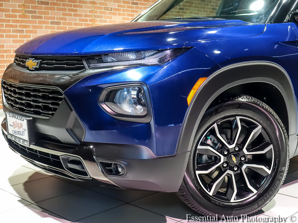 Used 2023 Chevrolet TrailBlazer ACTIV w/ Convenience Package FWD image 3