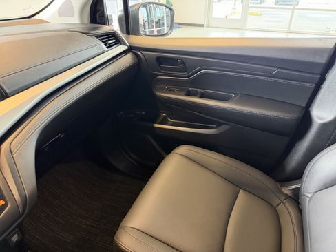 Used 2026 Honda Odyssey EX-L image 14