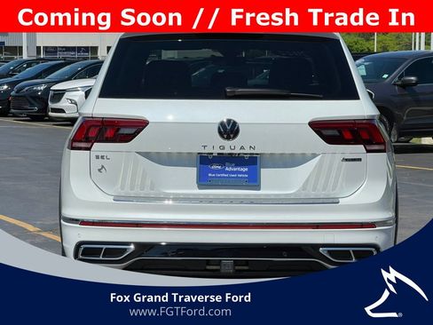 Used 2022 Volkswagen Tiguan SEL R-Line AWD/4WD image 36